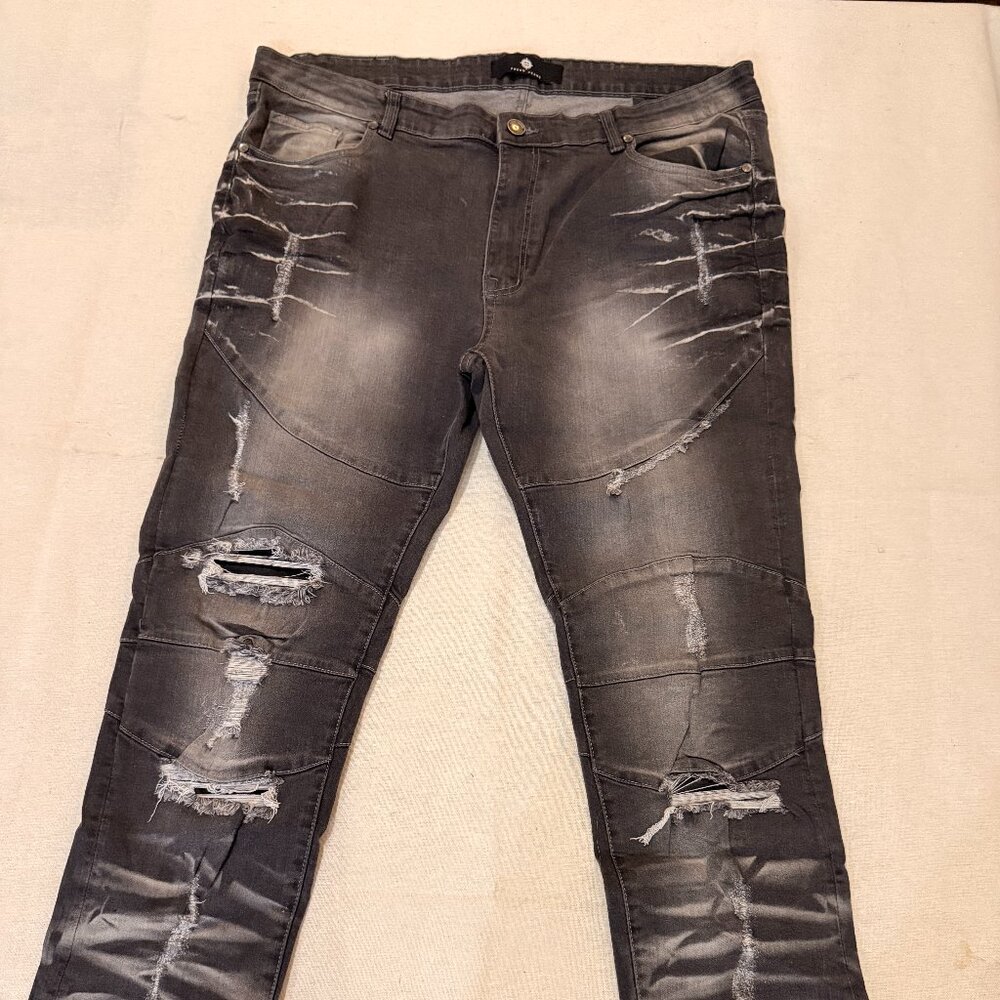Black Faded Slim Jeans • Focus Jeans • Size 42W 32L
